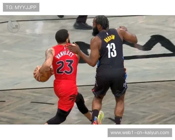 费内巴切边路突破犀利 奥多伊替补登场挽回颜面 费内巴切边路突破犀利 奥多伊替补登场挽回颜面