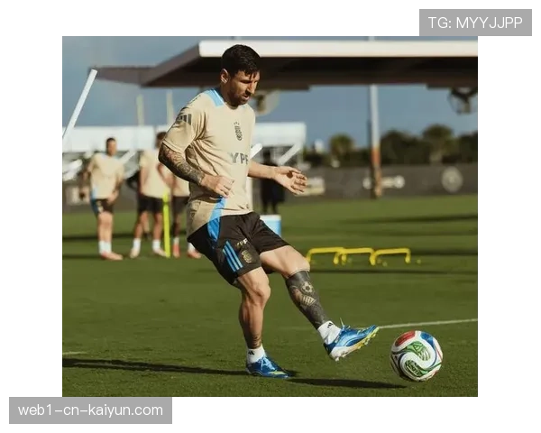 梅西左腿肌肉拉伤恢复期未定 阿根廷卫冕征程遭遇核心伤病打击